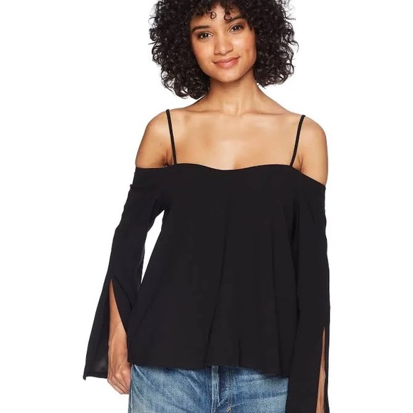 Bardot truffle sleeve black off the shoulder top - Picture 3 of 3